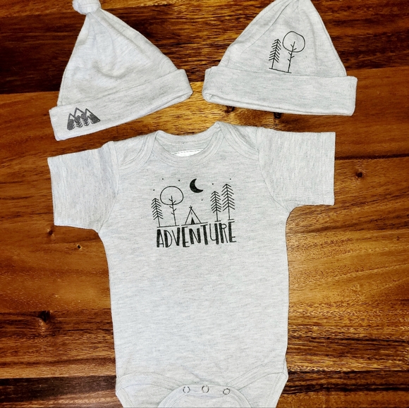 Baby onesie with two hats! - Picture 1 of 3